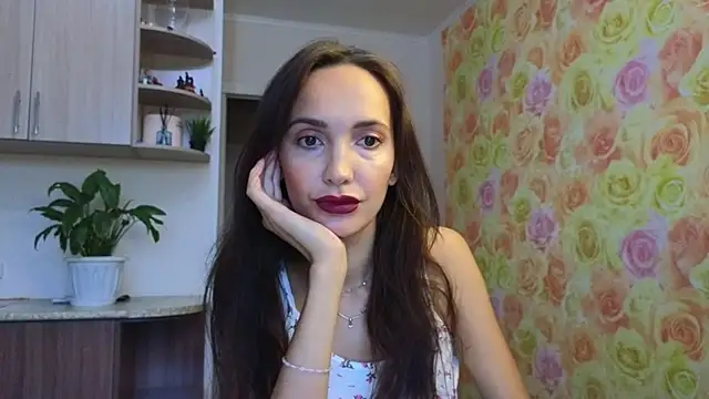 Lillian-Clark online show from October 16, 2025, 4:46 am