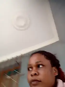 BlondieBitch online show from October 18, 2025, 1:45 pm