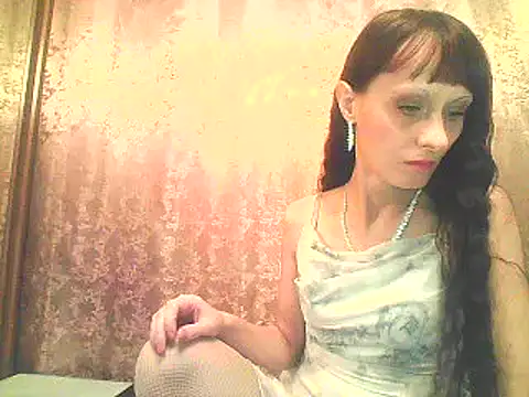 Snapshot of Irivana chatting on December 21, 2025, 7:21 pm Irivana online show from December 21, 2025, 7:21 pm