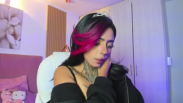 KoraRousee online show from September 30, 2025, 3:50 pm