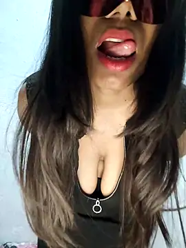 bigcutecouple online show from April 10, 2026, 8:02 pm