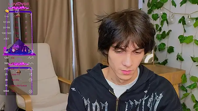 va1ora online show from September 21, 2025, 12:18 pm