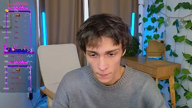 va1ora online show from October 8, 2025, 12:14 pm