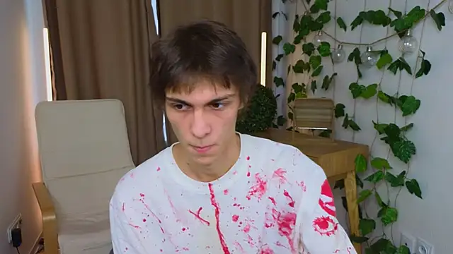 va1ora online show from October 18, 2025, 12:39 pm