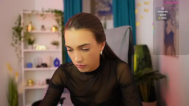 Alexis Love  online show from November 13, 2025, 4:17 pm