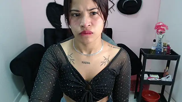 mia sexgirl online show from December 3, 2025, 12:25 pm