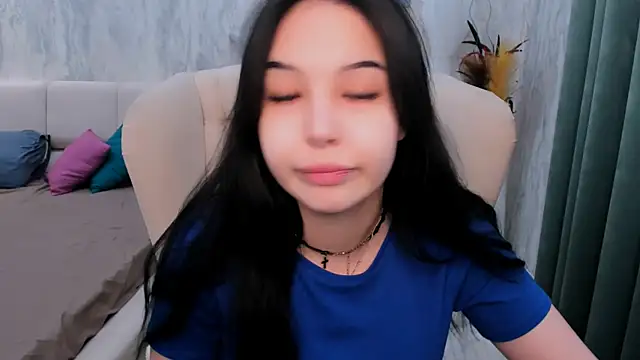 ElizabethParkk online show from October 6, 2025, 8:34 am