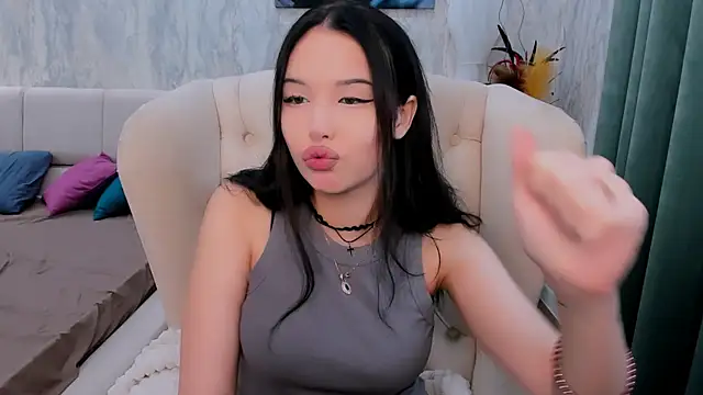 ElizabethParkk online show from October 10, 2025, 8:24 am