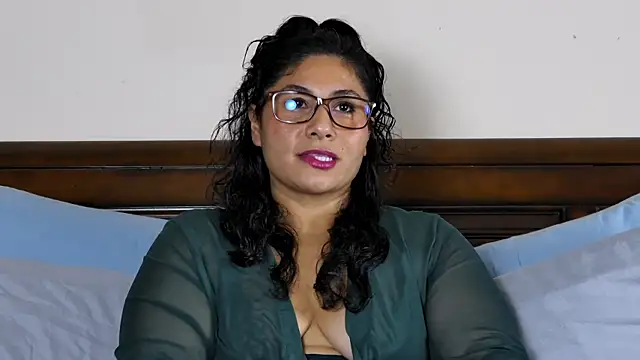 juicyteacher online show from October 7, 2025, 12:30 am