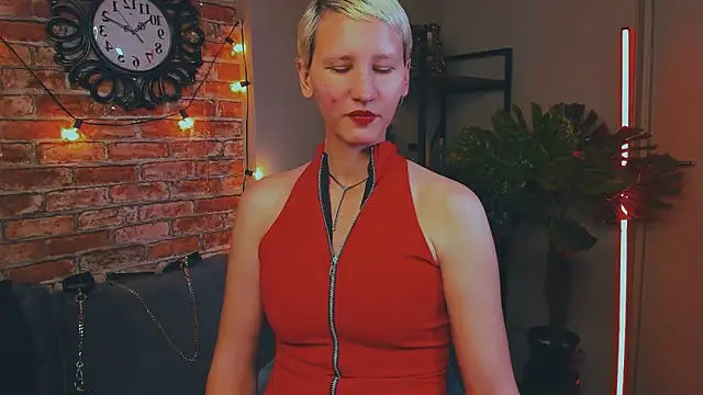 Snapshot of Kim_Waite chatting on October 4, 2025, 12:14 pm Kim Waite online show from October 4, 2025, 12:14 pm