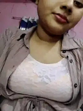 rasmiva online show from November 12, 2025, 10:37 am