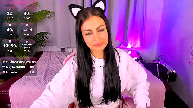 KatrinaBlaze online show from September 28, 2025, 9:09 pm