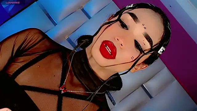 JessiscaWalker online show from April 21, 2026, 1:42 am