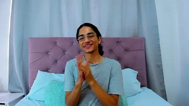 EthanBlackwoodd online show from January 5, 2026, 8:01 pm