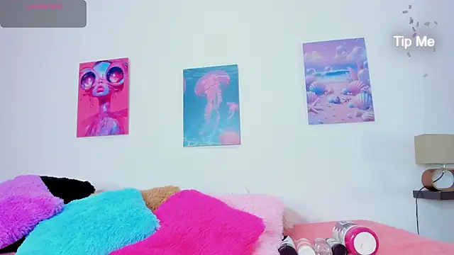 saray rivas18 online show from November 10, 2025, 11:20 am