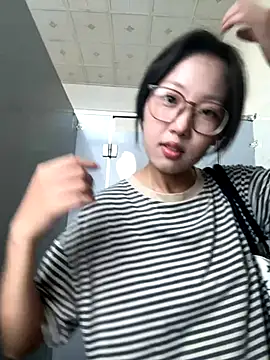 xiaomugouya online show from October 2, 2025, 2:18 am