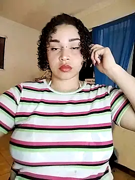 Julie wallace online show from October 28, 2025, 3:58 pm