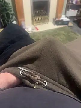 tdjw92 online show from December 15, 2025, 8:57 pm