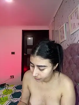 Isabella Montoya online show from October 27, 2025, 5:06 pm