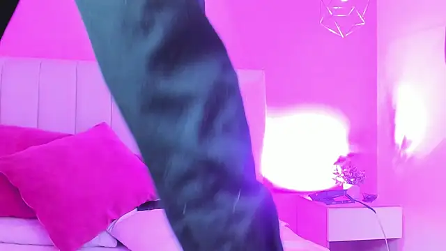  ruby red online show from October 13, 2025, 9:26 pm