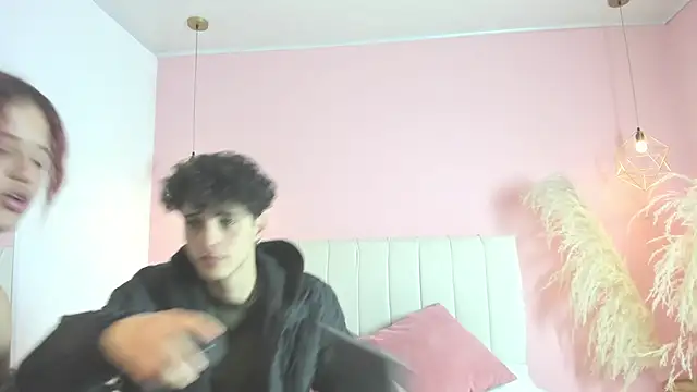  ruby red online show from October 31, 2025, 4:02 am