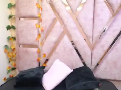 Snapshot of Zoe_Browns_ chatting on November 2, 2025, 3:20 am Zoe Browns online show from November 2, 2025, 3:20 am