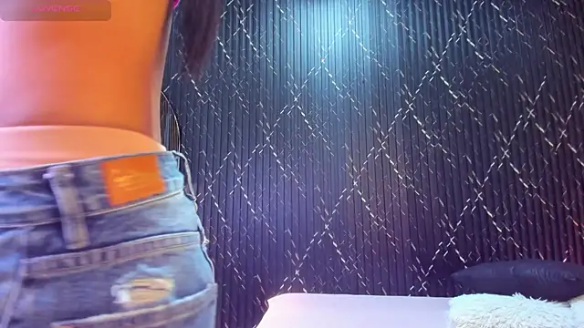 Miss Ariaa online show from October 11, 2025, 12:04 pm