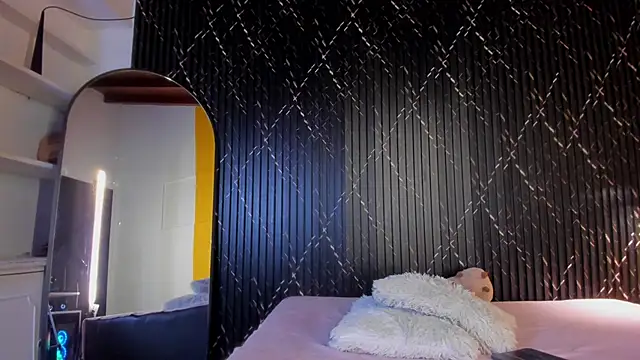 Miss Ariaa online show from October 29, 2025, 11:01 am