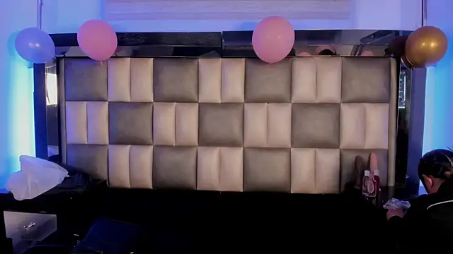 Snapshot of abbiecollins_js chatting on November 21, 2025, 3:27 am abbiecollins js online show from November 21, 2025, 3:27 am