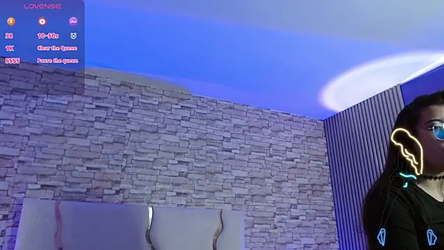 NANAKY TAY online show from September 29, 2025, 11:48 am