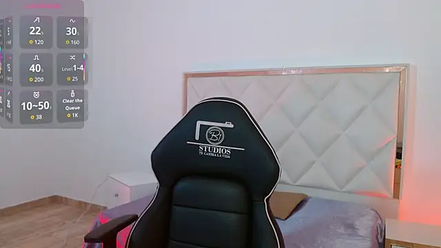 NANAKY TAY online show from October 11, 2025, 12:04 pm