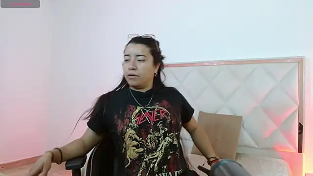 NANAKY TAY online show from October 15, 2025, 11:54 am