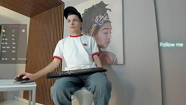 kevinn blue1 online show from September 29, 2025, 10:03 pm