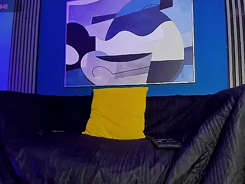 kevinn blue1 online show from October 4, 2025, 8:07 pm