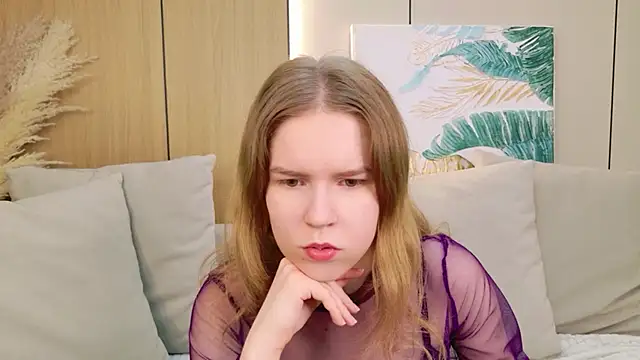 Snapshot of Alida_Brice chatting on May 14, 2026, 5:47 am Alida Brice online show from May 14, 2026, 5:47 am