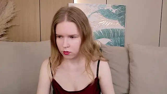 Snapshot of Alida_Brice chatting on May 18, 2026, 10:43 am Alida Brice online show from May 18, 2026, 10:43 am