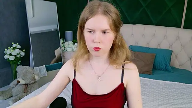 Snapshot of Alida_Brice chatting on May 19, 2026, 4:13 pm Alida Brice online show from May 19, 2026, 4:13 pm