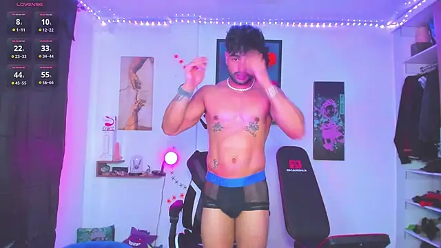 JordanRossie online show from October 14, 2025, 1:34 pm