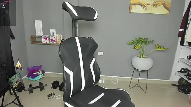 JordanRossie online show from April 1, 2026, 8:39 pm