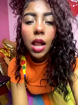 PrettyTiana  online show from October 8, 2025, 9:12 pm