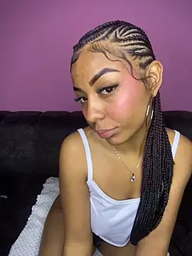 Snapshot of PrettyTiana_ chatting on November 15, 2025, 9:00 pm PrettyTiana online show from November 15, 2025, 9:00 pm