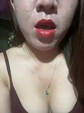 Luna-ass online show from March 19, 2026, 11:42 pm