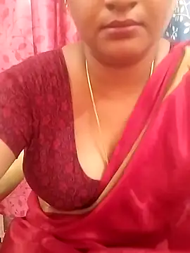 Snapshot of Tamil_Kayal_kutty chatting on September 13, 2025, 8:58 am Tamil Kayal kutty online show from September 13, 2025, 8:58 am