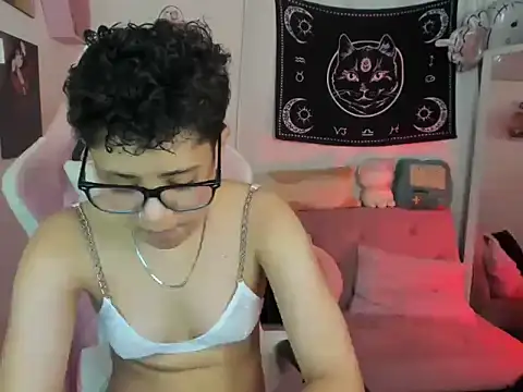 Jade Rayden online show from April 20, 2026, 2:58 am