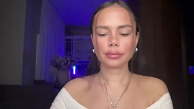 Orlinah online show from November 12, 2025, 10:09 pm