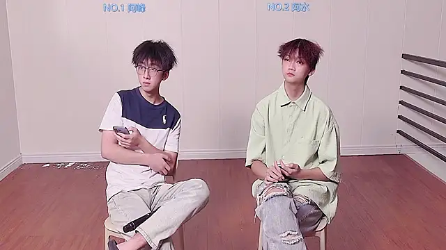 huayang001 online show from September 19, 2025, 2:40 pm