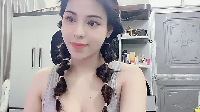 Yang 9099 online show from September 20, 2025, 4:02 am