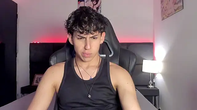 Aaron Spencer13 online show from October 9, 2025, 7:23 pm