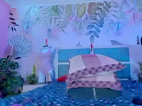 sweet lulu sofia online show from October 2, 2025, 8:49 pm