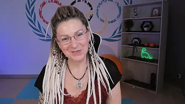 UmaSpace online show from December 21, 2025, 5:14 am